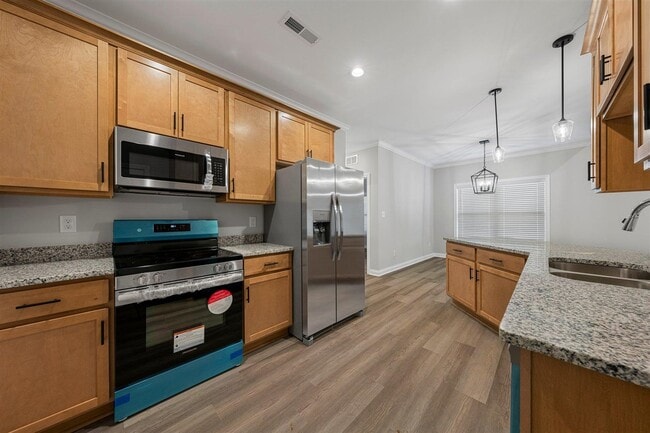 Building Photo - 6550 Fortuna Ave