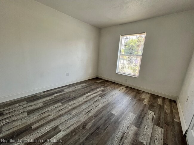 Building Photo - 508 W Hal McRae Blvd