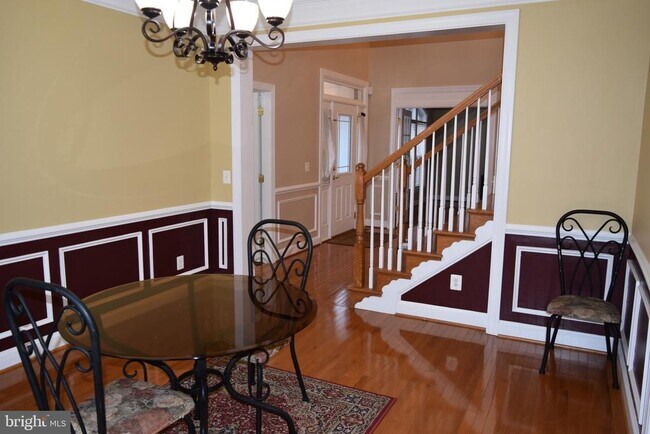 Building Photo - 8708 Flowering Dogwood Ln