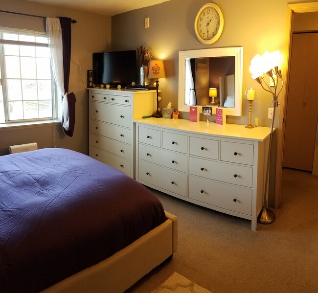 Master Bedroom - 7453 Newcastle Golf Club Rd