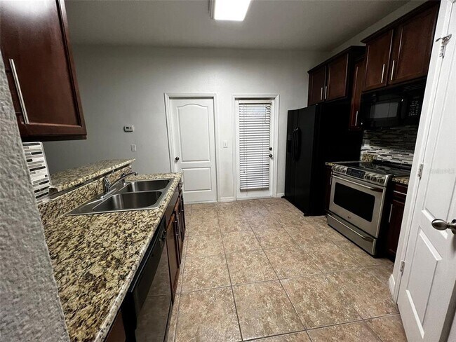 Building Photo - 1662 Buckeye Falls Way