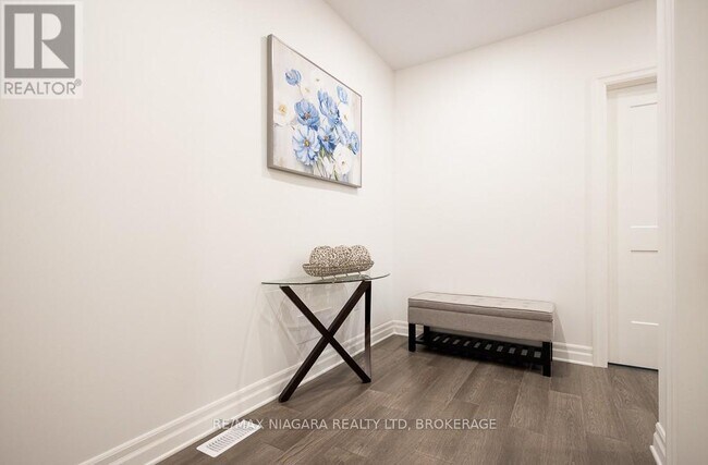 Photo du bâtiment - 7416 Parkside Rd