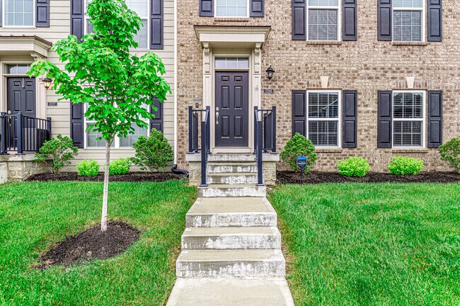Building Photo - 17285 Dallington St