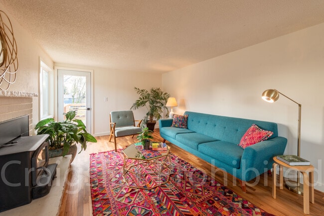 Building Photo - 4635 S Austin St