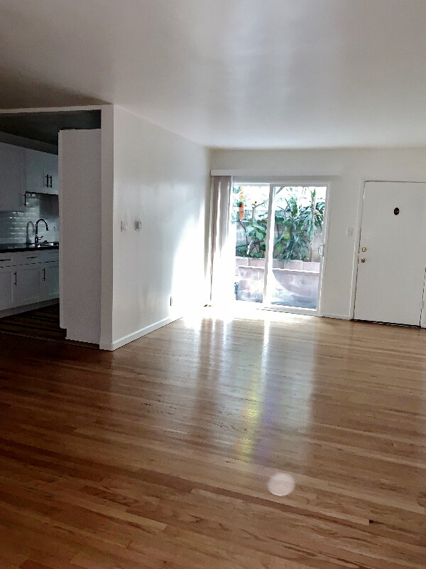 1231 N Formosa Ave Unit 9, West Hollywood, CA 90046 Apartment for