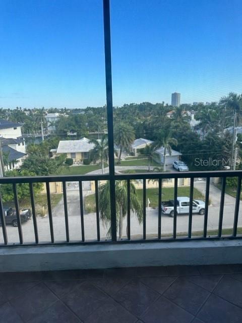 Foto del edificio - 350 S Polk Dr