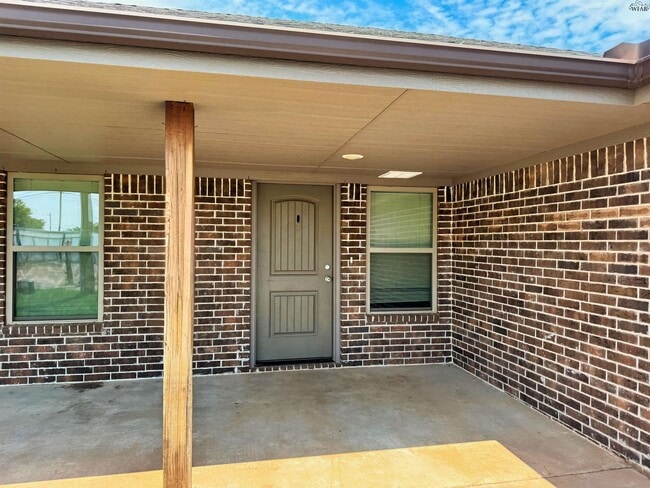 Foto del edificio - 406 E China St