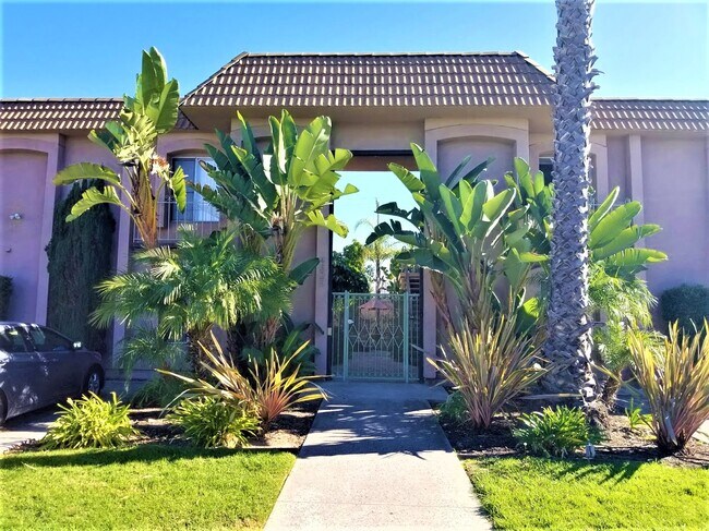 Building Photo - 4525 Hamilton St