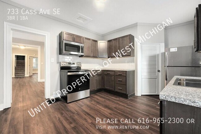 Foto del edificio - Available Now | 3 Bedroom 1 Bath Single Fa...