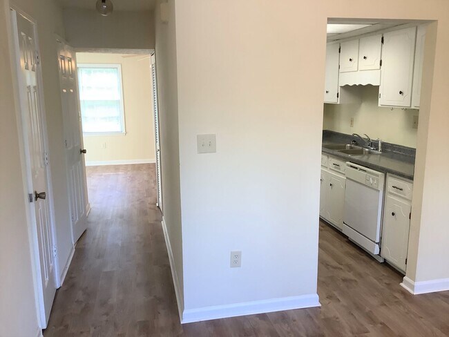 Foto del edificio - SLEEPY CREEK DR - 270/272