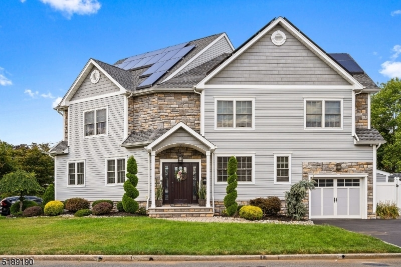 1 Crescent Pkwy, Clark, NJ 07066 House Rental in Clark, NJ