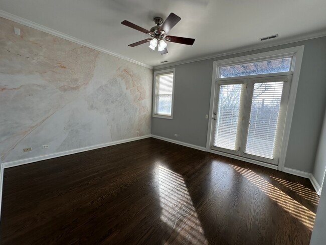 Foto del edificio - 4308 N Lincoln Ave