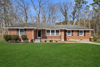 Building Photo - 5205-5205 Five Forks Trickum Rd SW