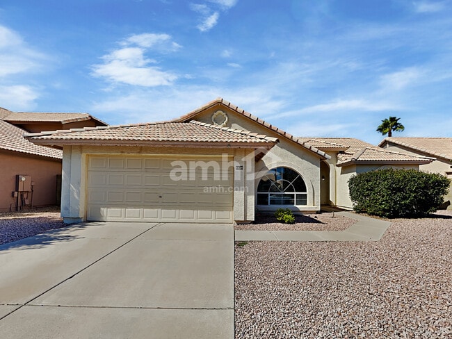 Building Photo - 4038 E Encinas Ave