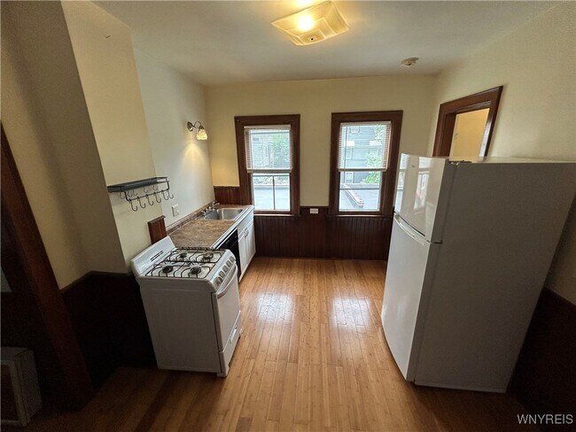 Foto del edificio - 411 Breckenridge St