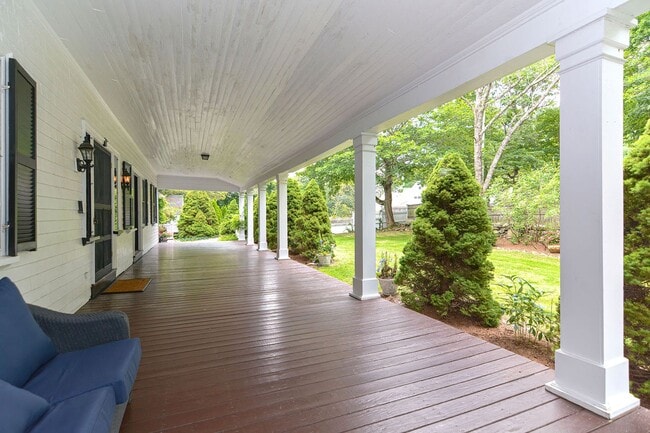 Building Photo - Winter Rental In Manchester-by-the-Sea