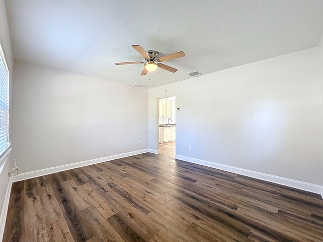 Photo - 742 E Church Ave House