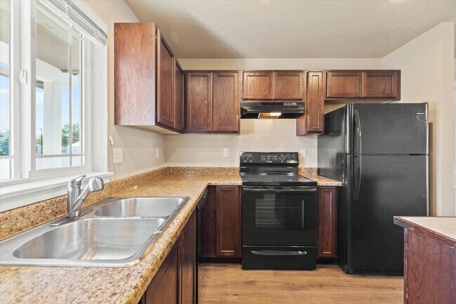 Foto del edificio - 1673 E Horsehaven Ave