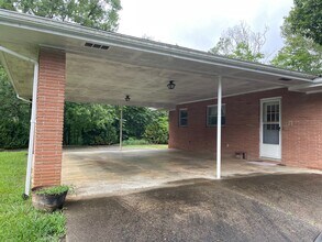 Building Photo - 1161 Old Ranger Rd