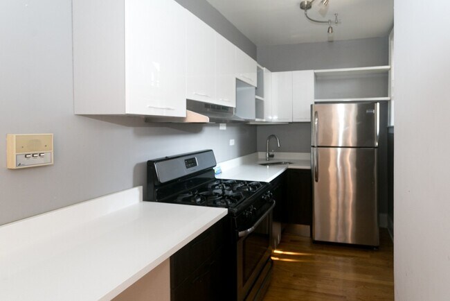 Foto del edificio - 630 W Stratford Pl