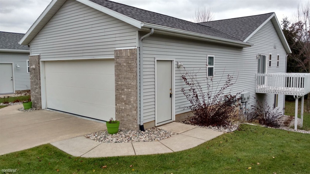 Foto principal - 1203 Silver Ridge Ct