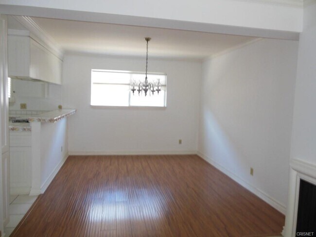 Foto del edificio - 18550 Hatteras St