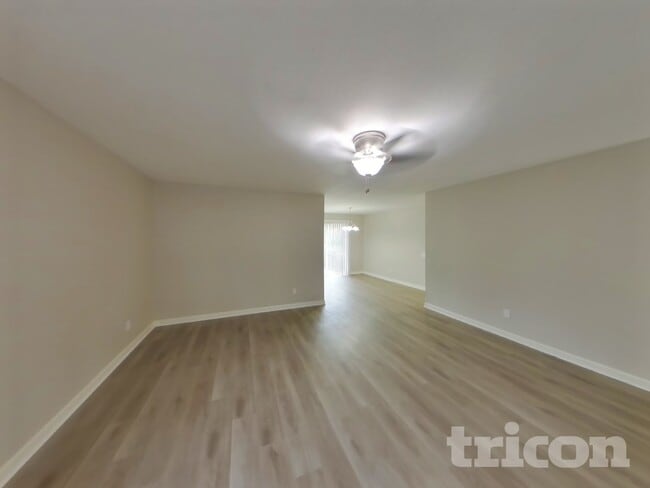 Building Photo - 2415 Sarthe Ct