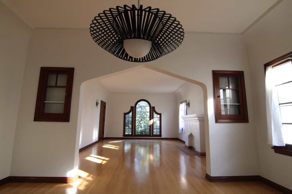 Foto principal - 337 N Sierra Bonita Ave