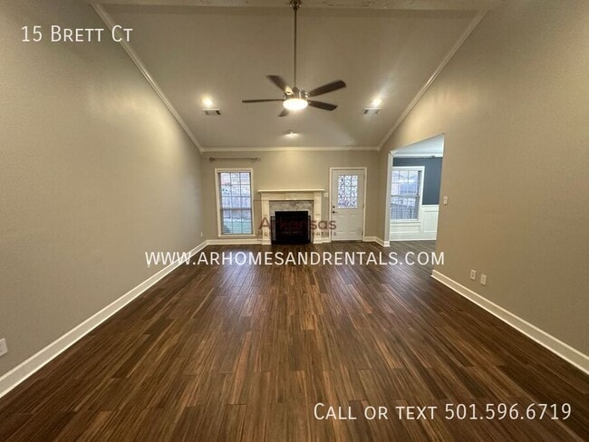 Foto del edificio - 15 Brett Ct