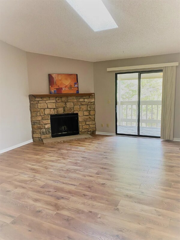 Primary Photo - 8225 Fairmount Dr