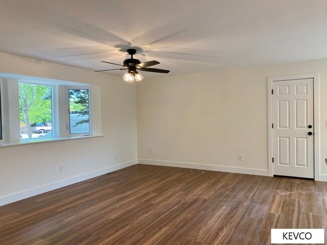 Building Photo - Tastefully Renovated Home!