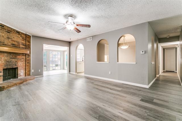 Foto del edificio - 5400 Dunson Dr