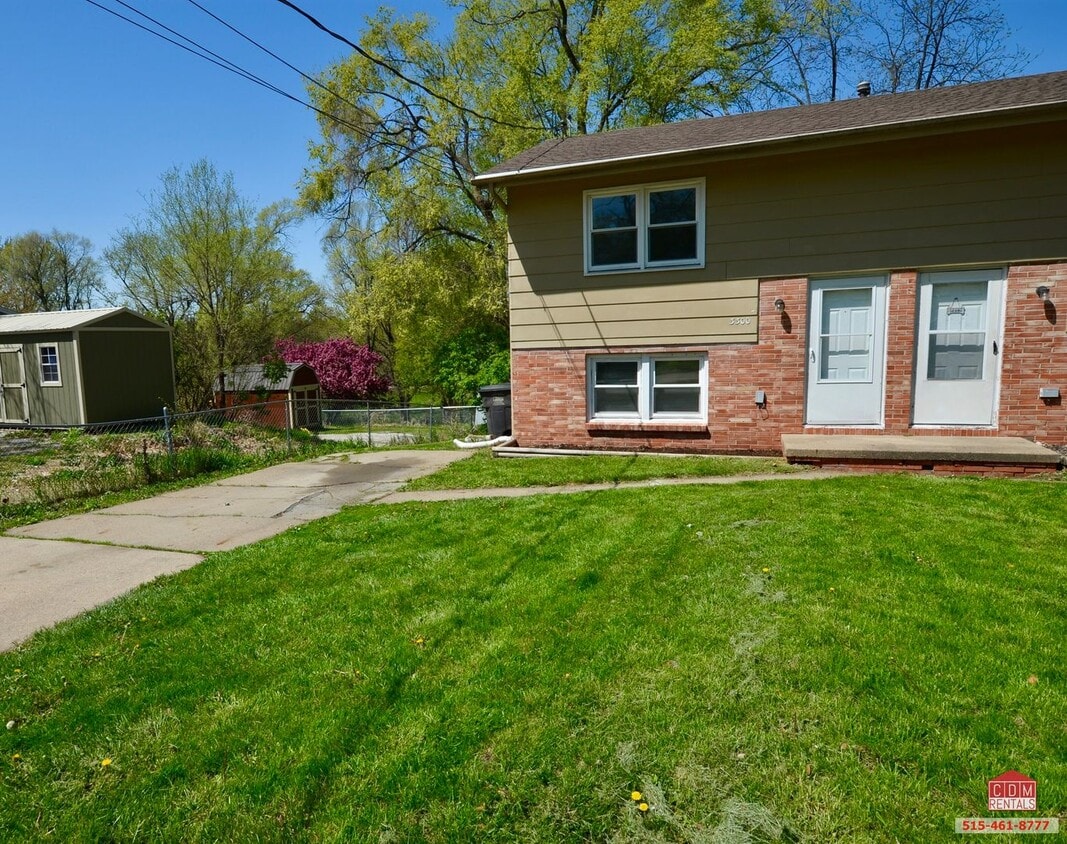 Primary Photo - Great Duplex!