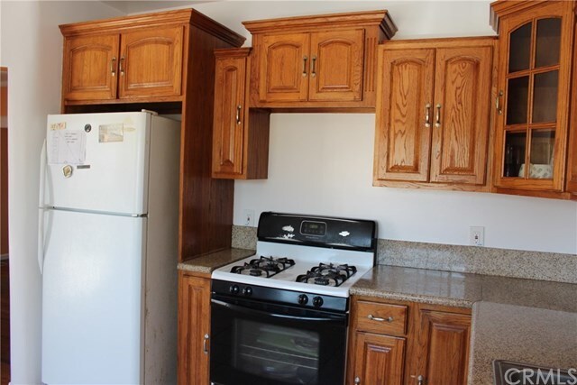 Kitchen - 4245 W 103rd St