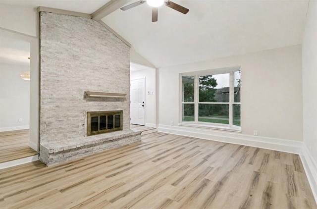 Foto del edificio - 1434 Wildvalley Dr