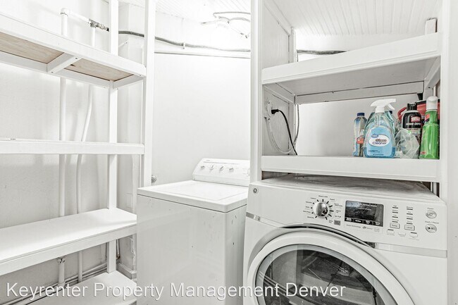 Building Photo - 2 br, 1 bath House - 4770 Vine St