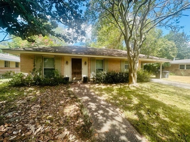 Foto principal - 623 College Hill Dr