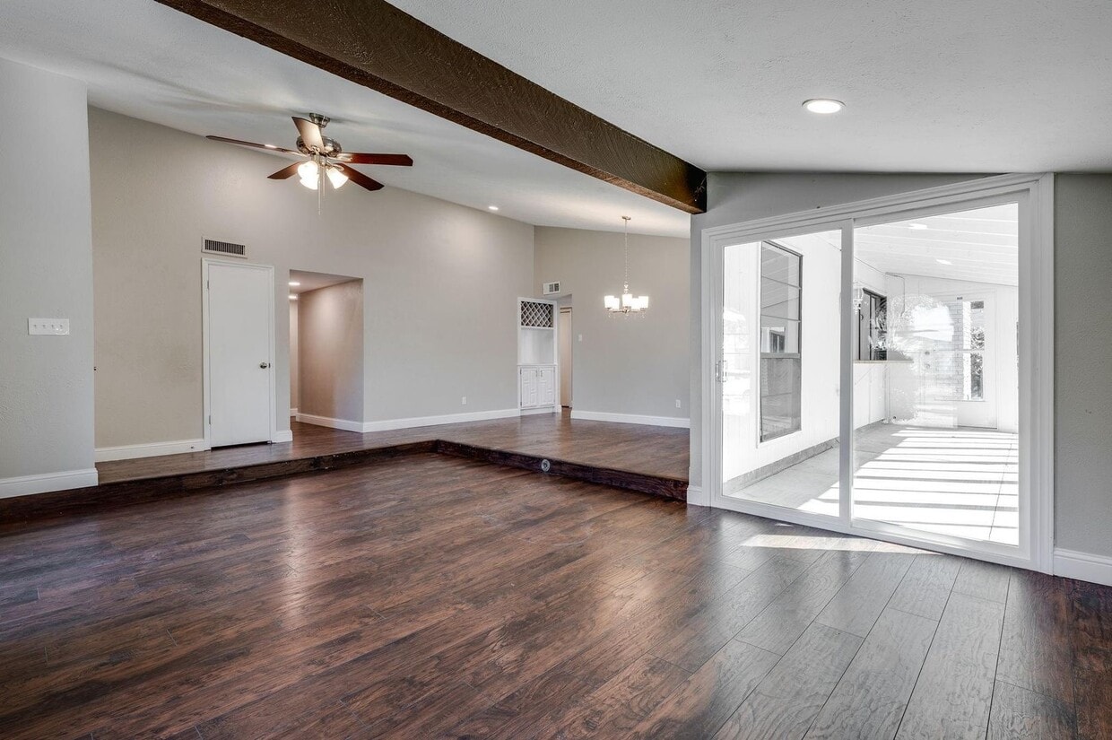 Photo - 3118 Bluestem Drive
