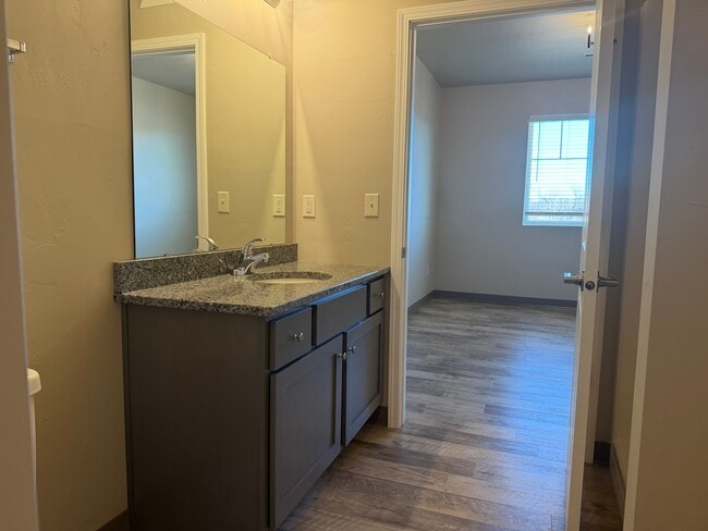 Foto del edificio - Harbor Pointe