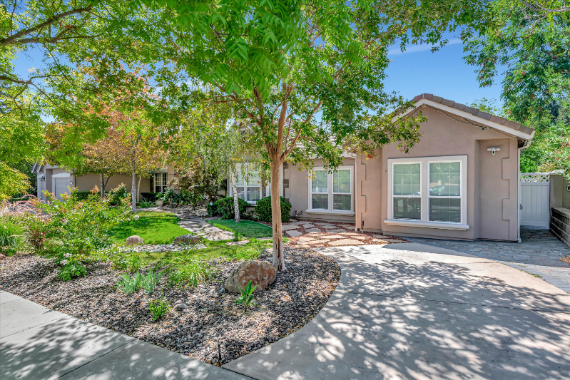 Foto principal - 2133 Hillstone Dr