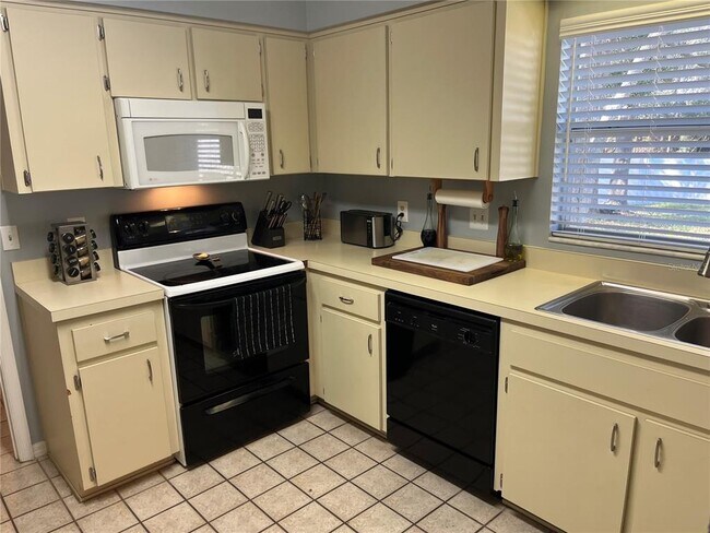 Foto del edificio - 5124 Neponset Ave