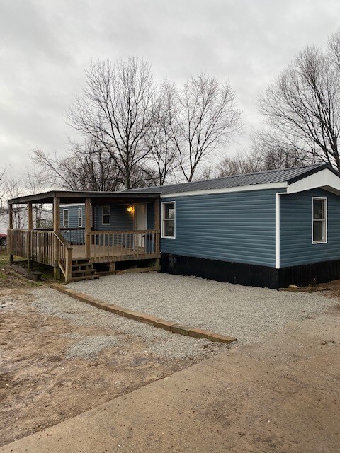 Primary Photo - 209 Stinson Dr