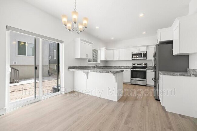 Building Photo - 4744 Rustic Ranch Way