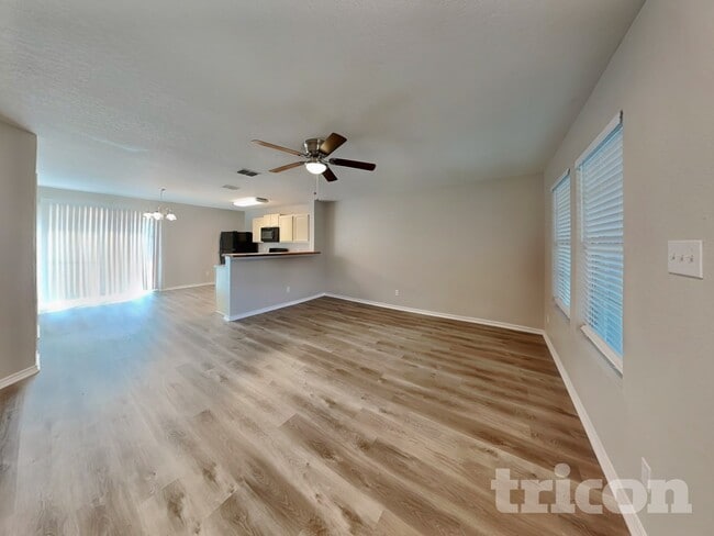 Building Photo - 104 Gatewood Mist