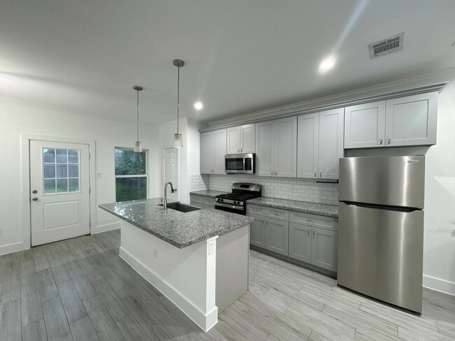 Foto del edificio - 8305 Prairie View Dr
