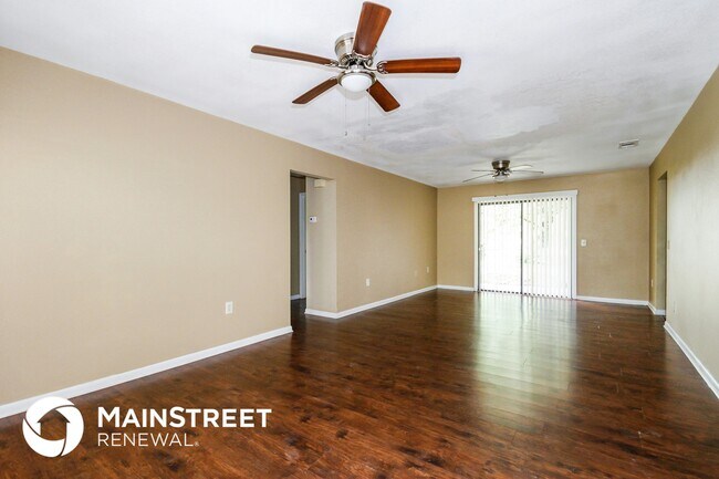 Foto del edificio - 5760 Bailey Rd