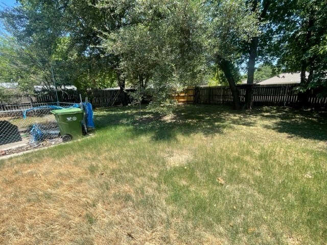 Foto del edificio - 4917 Loch Lomond Dr