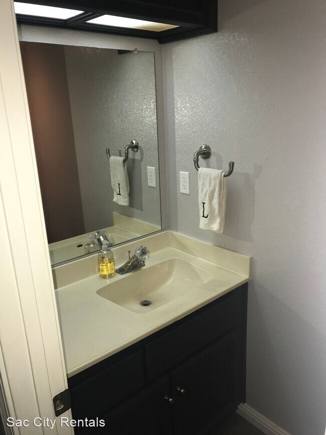Foto del edificio - 3 br, 2.5 bath House - 6693 Koster Way