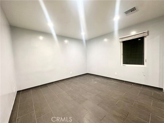 Foto del edificio - 15746 Magnolia Blvd