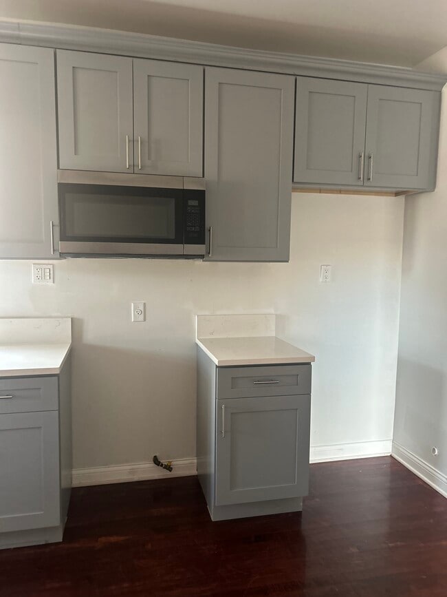 Building Photo - 2853 S Kildare Ave